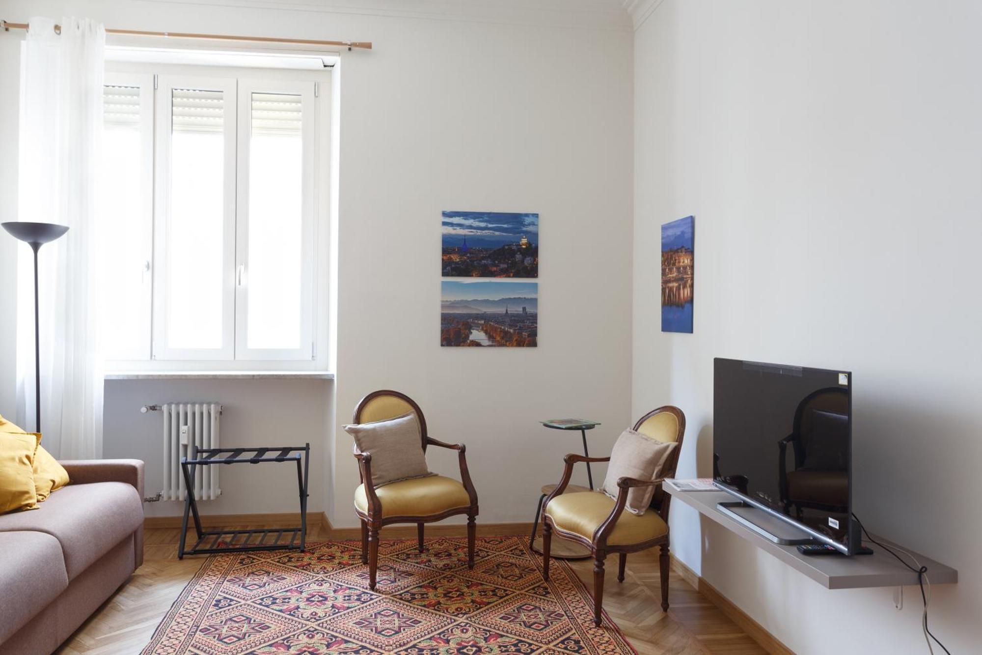Renovated 3 Bedroom Apartment In The City Center Turin Exteriör bild